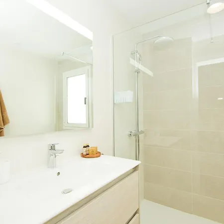 Casa Kelia - By Az Villa *